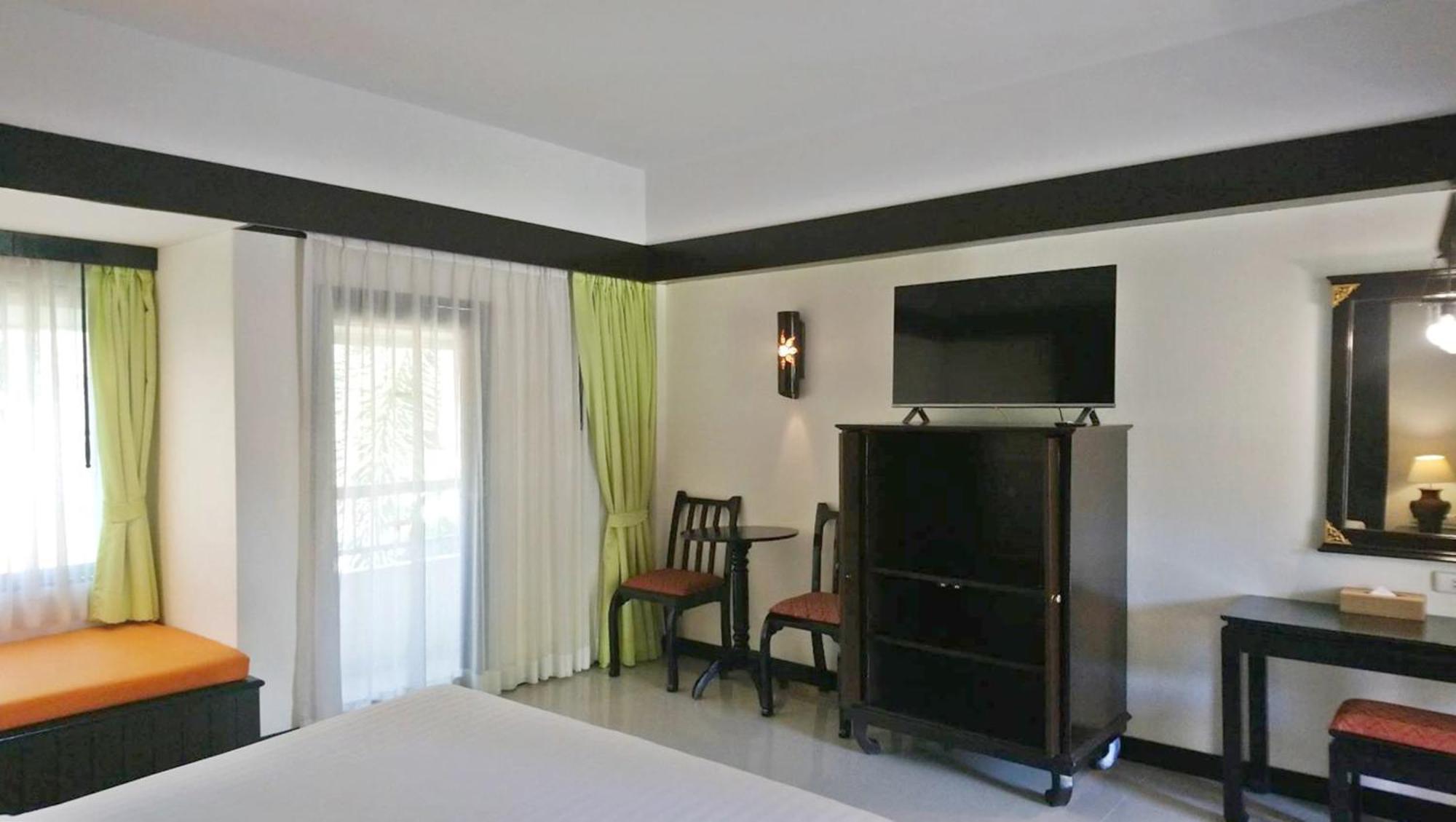 Diamond Cottage Resort & Spa Karon Exterior photo