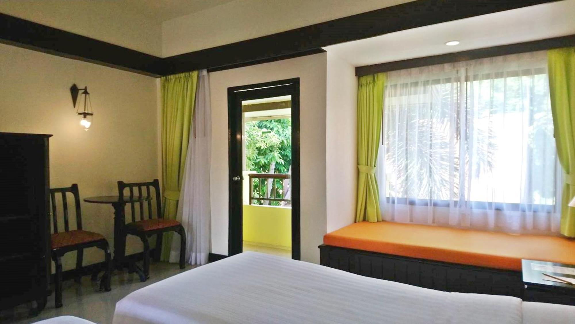 Diamond Cottage Resort & Spa Karon Exterior photo