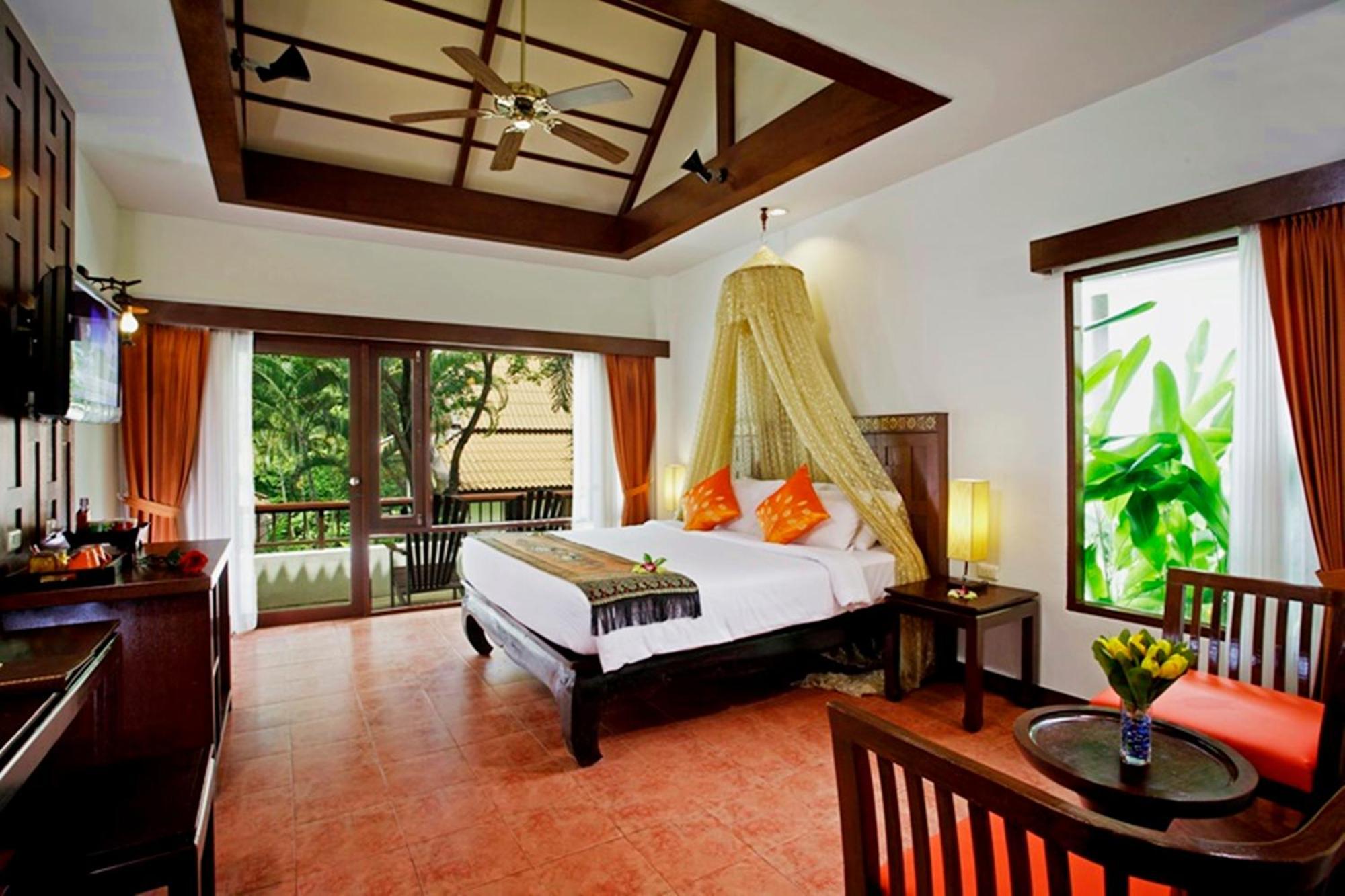 Diamond Cottage Resort & Spa Karon Exterior photo